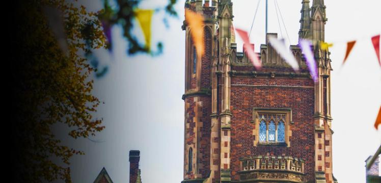 Lanyon spire and bunting with fade